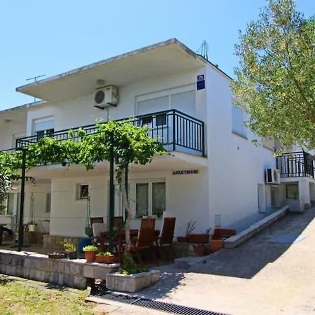 Neven - One Bedroom With Terrace And Garden View A2 Drače